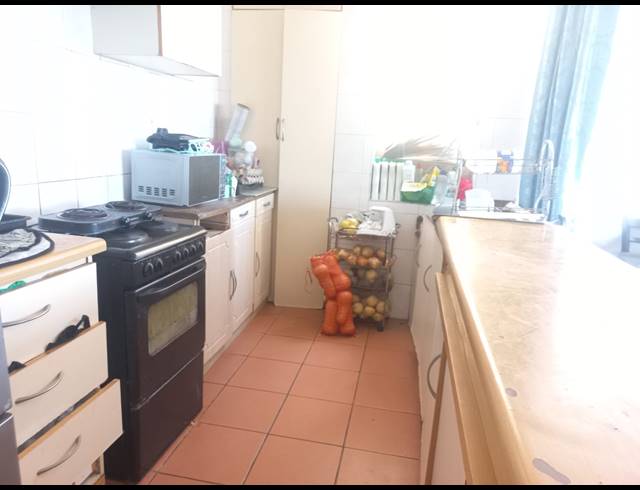 1.5 BEDROOM FLAT FOR SALE IN ESPLANADE